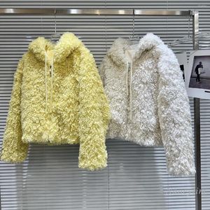 Pele feminina 2023 inverno curto amarelo cordeiro casaco feminino lã-como rua moda pelúcia engrossado com capuz falso jaqueta com zíper casacos