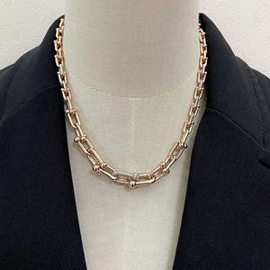 Collana Tiffanies Materiali Gioielli in stile classico di lusso Famiglia fredda Micro intarsiato Collana a forma di U Ins Designer Ragazze Regalo Tiff 15zw