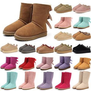 Projektant Uggss Boot Australia Tazman Kaptany Platforma Women Platforma Winter Booties Girl Klasyczne buty śnieżne Krótki łuk mini futra czarne kasztanki puszyste buty