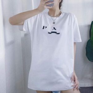 2024 Designer T-Shirts Frauen Tees Kleidung Freizeit Brustbrief Mode Kurzarm T-Shirt White Black Tops Fransen Kleidung Tops Damen Crop Top Tees Streetwear S-2xl