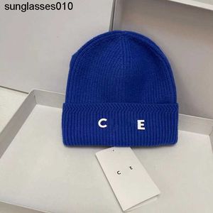 Designer Brand Men's Beanie Hats Women's Autumn and Winter New CE Letters Fashion Warm All-Match Sticked Hats