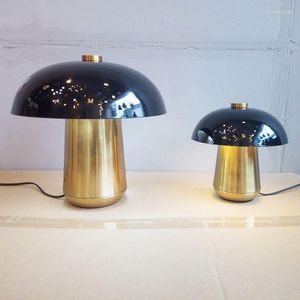 Table Lamps Nordic Postmodern Living Room Bedside Study Reading Light Luxury Lovely Metal Mushroon Lamp Led Lighting Cute