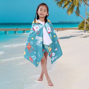 Vendita all'ingrosso Asciugamano da spiaggia per bambini Poncho con cappuccio per ragazzi Ragazze Surf Nuoto Scialle Unicorno Fenicottero Cartone animato Microfibra assorbente con spugna fine e delicata 250 gsm