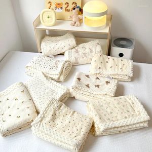 Filtar bomull Muslin Filt för Baby 3D Massage Quilt Winter Bed Cover Babies Tillbehör Född sängkläder mjukt tupplur