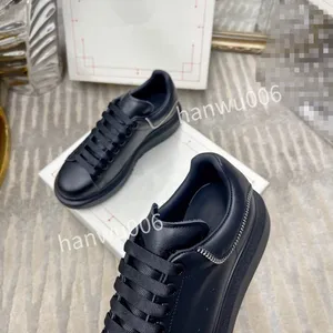 Men Designer flat Sneaker Casual Shoes Denim Canvas Leather Letter Overlays fashion Platform mens womens Low Sneakers
