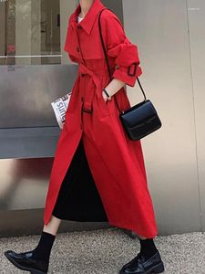 Frauengrabenmäntel LANMREM Koreanischer Stil Rot Lange Frauen Revers Gürtel Einreiher Windjacke Mode 2023 Herbst Kleidung 22982
