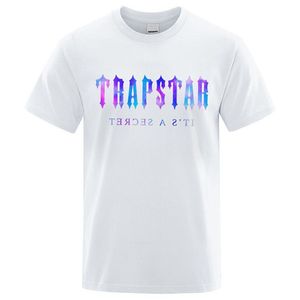 メンズデザイナーヨーロッパと米国大規模高品質のファッションTシャツ男性外国貿易夏の新しい男性半袖父プレイ