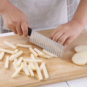 Potato French Fry Cutter Stainless Steel Serrated Blade Slicing Vegetable Fruits Slicer Wave Knife Chopper Kitchen Tools