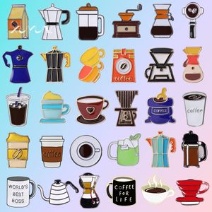 Mini Cartoon Coffee Tools Emamel Pins Söta kaffebönor Fashion Coffee Cup Accessories Brosch Barista Badge Lapel smycken gåva