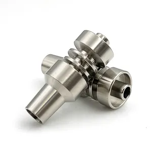 Chiodo in titanio Domeless 2 IN 1 10mm Maschio Femmina Vite a doppia funzione GR2 Pipa da fumo Tubi dell'acqua Dab Rigs Strumenti di cera