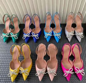 Amina Muaddi Begum Crystal-embellished Buckle Stain Pumps Shoes Spool Heels Sandaler Kvinnors lyxdesigners klänning Shoe Evening Slingback Sandal