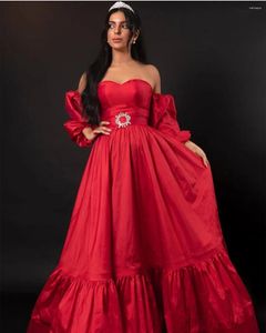 Party Dresses Elegant Long Sweetheart Taffeta Red Evening With Belt A-Line Muslim Pleated Floor Length Prom Formal Dress For Women