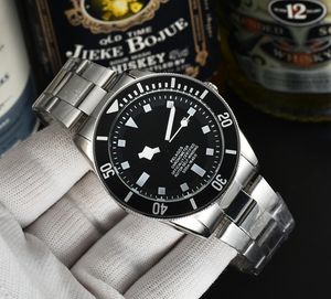Tudo Wrist Watches for Men 2023 Mens Watches Three Needles Quartz Watch عالية الجودة أعلى العلامة التجارية الفاخرة الأزياء جنيف الصلب حزام Montre de Luxe Type