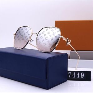 Modische ovale Louise-Sonnenbrille aus Metall mit kleinem Rahmen für Männer und Frauen, wilde Outdoor-Straßenfotografie, Louisely-Geldbörse, Umhängetasche, Vittonly