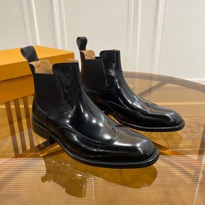 Mens Designer Ongle Boots أصلي جلود شتوية الثلج أحذية الذكور الذكور العلامة التجارية الكلاسيكية المنحوتة أحذية دراجة نارية غير رسمية الحجم 38-45