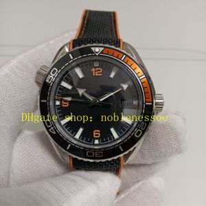 Autentiska foton Mens Automatiska klockor Herr Black Dial 43mm Diver 600m Orange Bezel Mechanical 007 Men Sport Nylon Rubber Band Mechanical Watch Wristwatches