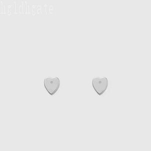 Stud Kuarklar Lüks Aşk Şekeri Kadın Küpe Küçük Sevgililer Günü Şimdiki Sol Değil Sevimli Eğlence Cjeweler Popüler Aksesuarlar Tasarımcı Küpeler ZB017 E23
