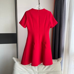 Designer Runway European 2024S Dresses New Early Spring New Handmade Bow Embellished Half Sleeve Dress