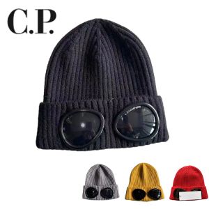 Cp Hat Erkekler Lüks Tasarımcı Şeritli Örgü Lens Cp Compagny Hat Merino Yün Goggle Beanie Resmi Web Sitesi Sürümü CP Comapny Hat