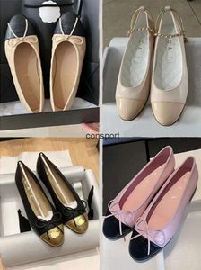 Designerskie buty Paris czarny różowy balet płaskie buty damskie 2C Buty marki Buty pikowane skórzane baletowe buty okrągłe palce u nogi