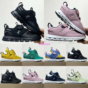 2023 på Cloud Kids Shoes Sports Outdoor Athletic Unc Black Children White Boys Girls Casual Fashion Kid Walking Toddler Sneakers Storlek 26-37