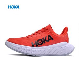 HOKA ONE BONDI 8カーボンX2ローカルブーツKawana Challenger ATR 6トレーニングスニーカーライフスタイルショック吸収デザイナー女性男性明るい青