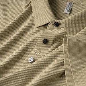メンズポロス夏の格子縞のアイスシルクトレージーレスポロシャツ/男性高品質ファッションビジネススリムフィットショートスリーブマンカジュアルトップ
