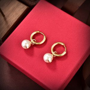 KOBIETA WOMEN CHARMINGS V Earing Projektant Stud Pearl Orecchini moda luksus vlogo ewelry hoop Women Ohrringe 34Sasaw1qw