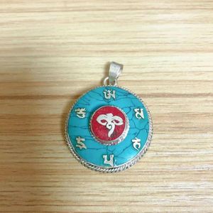 Pendant Necklaces PN285 Tibetan Silver Turquoises Stone Six Mantras Buddha Eye 30mm Round Prayer Box Necklace