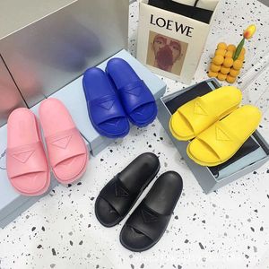 Fashion Classic Luxury Designer Women Sandals Classic Slippers Slides Platform Flats Shoes Sneakers Boots