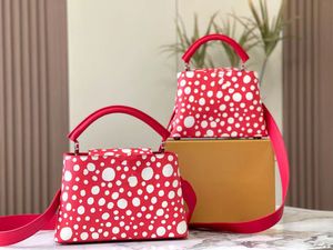 Bolsas de grife originais Bolsas de estilo de estilos de qualidade Carteiras de bolsa de mensagens com bolsa de ombro de bolsa Cruz Women Luxury Leather Clutch Sagt