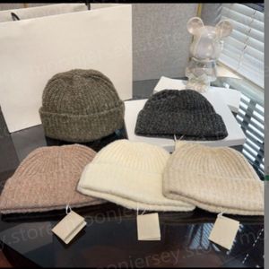 Designer Beanies for Women Men Fashion Knitted Hats Winter Warm Caps Couple Christmas Gifts 25441