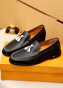 Scarpe eleganti da uomo di alta qualità Designer di marca Mocassini Festa formale da sposa Slip On Flats Uomo Casual Nappe Mocassini Taglia 38-45