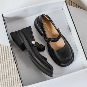 Scarpe eleganti Décolleté a blocco grosso da donna Slip On Tacco basso Punta tonda Abito classico Scarpe quadrate medie Scarpe da donna per ufficio per feste di matrimonio 231108