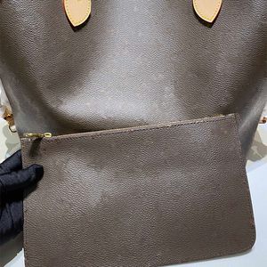 2024 Mest populära handhållna Cross Body Luxury Designer Trevlig väska