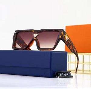 2023 مصممين نظارة شمسية نساء رجل شمسي نظارات حماية الأشعة فوق البنفسجية شاطئ شاطئ مربع الشمس الزجاج غير الرسمي مع صندوق جيد جدا