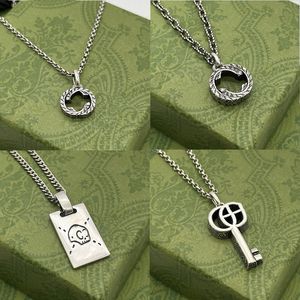 High Quality designer jewelry necklace 925 silver chain mens womens key pendant skull tiger with letter designer necklaces fashion gift G671