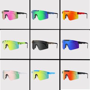 Lyxdesigner Solglasögon för kvinnor Mens Sun Glasses Outdoor Cycling Eyewear Windproof Goggles Sport Kör flera stilar med låda med låda