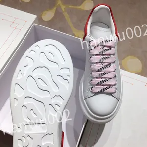 Nowe luksusowe swobodne buty do koszykówki mężczyźni białe koszykówki Sneaker Women Outdoor Sport Treners Wojskowe buty projektanta projektanta