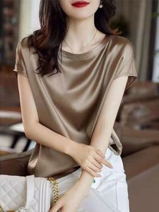 Damskie tshirt jedwabne cienkie koszulki z krótkim rękawem Koreańskie w stylu Kobieta letnia ubrania eleganckie czarne brązowe topy solidne luźne swobodne 4xl 230407
