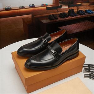 22 Model New Brogue shoes MEN breathable leather Party shoe Business LUXURY DESIGNER DRESS SHOES Pointed Toe OXFORDs Wedding shoes size 38-47