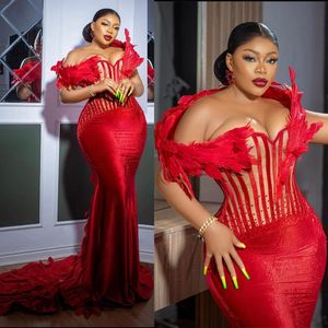 Czerwony Plus Size Aso Ebi Ebi Feather Sukienki na bal