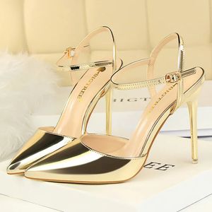 Dress Shoes Women 10.5cm High Heels Sandals Lady Metallic Gray Patent Leather Stripper Ankle Strap Sandles Wedding Fetish Nightclub Shoes 231108