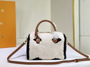 2024 Cashmere Christmas new handbag