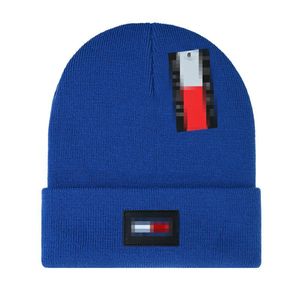 New Fashion beanie Mens Women designer hats top quality Classic knitted skull cap Embroidery badge outdoor sports wool hat women casual beanies H-15