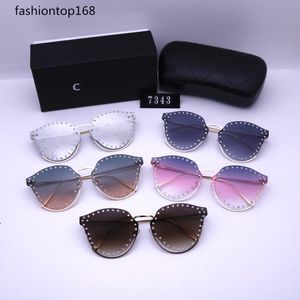 Männer- und Frauen Luxus Neue Modedesigner Sonnenbrille Randlosen populären Stil Sommerfarbelsen UV400 Schutzzusehensbrille