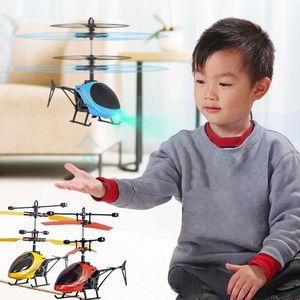 ElectricRc Uçak Kakbeir Mini RC Drone Sinek Helikopter Uçak Süspansiyon İndüksiyon Helikopteri Çocuk Oyuncak Led Hafif Uzaktan Kumanda Oyuncak Çocuklar için 230407