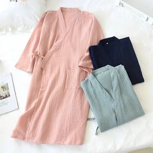 Kvinnors sömnkläder Spring Crepe och Thin Pyjamas Home Cotton Summer Bathrobe 2023 Nightgown Men Robe Ladies Japanese Style Service