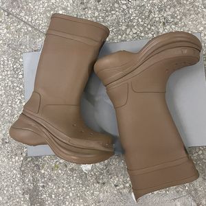 Unisex designerskie buty deszczowe BA gumowe buty kolan pary mody gęste wodoodporne buty przeciwdeszczowe