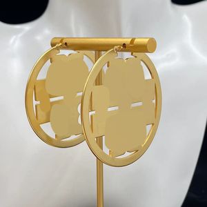 Hoop Huggie Fashion Gold Round Ear Studs New Women Hoop Earrings Designer Womens Earring Street Jewelry Accessories For Ladies CSG2309284